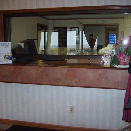 Budgetel Inn & Suites Columbus Dalaman gambar